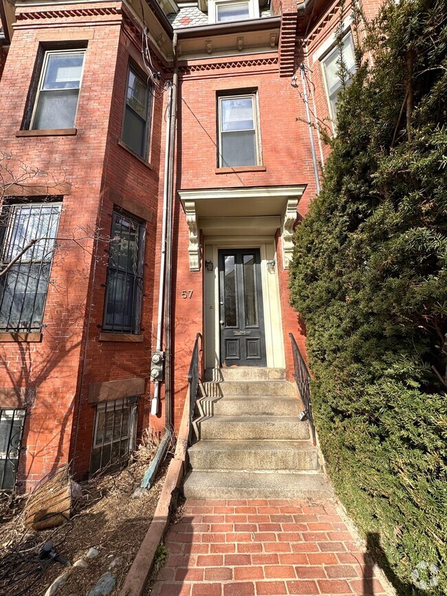 Building Photo - 57 Fort Ave Unit 1 Rental