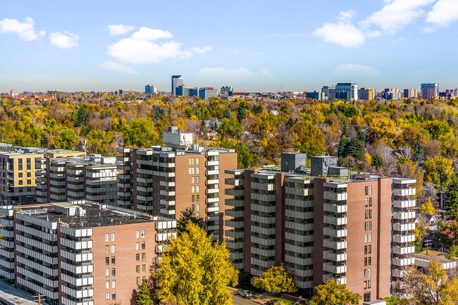 Photo - ReNew University Row