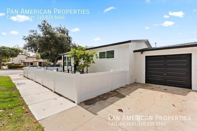 Building Photo - 4332 Andy St