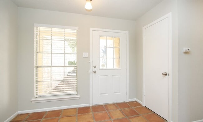 Building Photo - 13303 Hampton Falls Dr