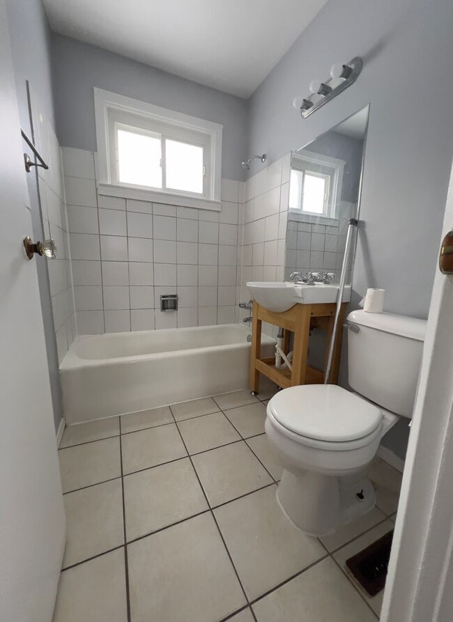 Photo - New House For Rent, Must SEE $1500.00