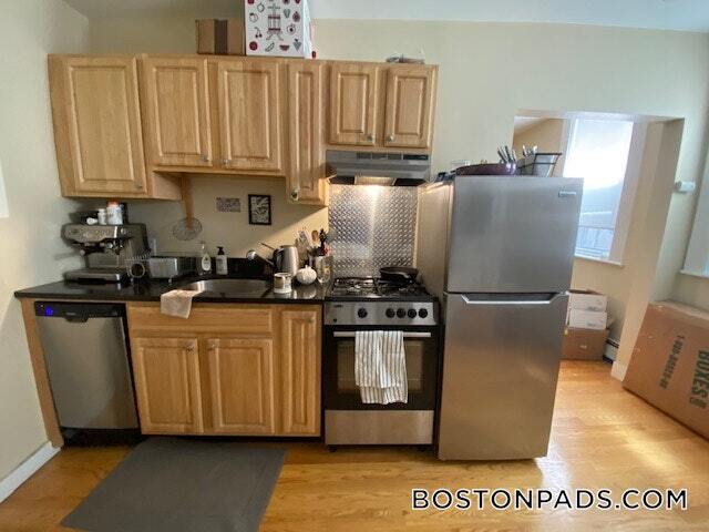 Photo - 232 Cambridge St Unidad 3