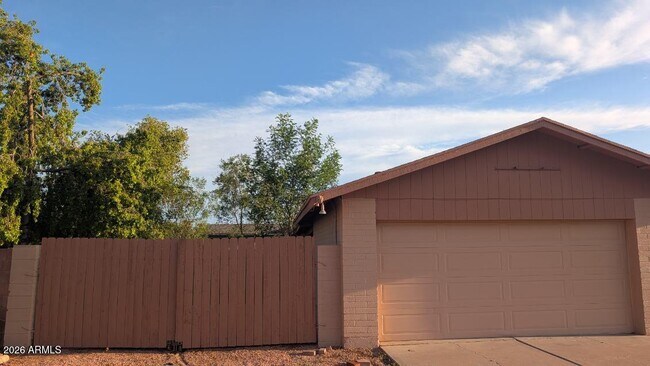 Photo - 305 S Monterey St