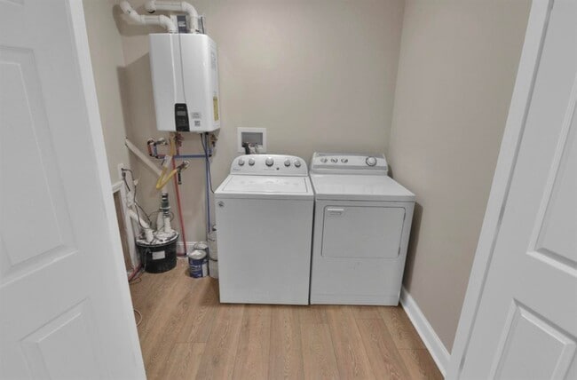 Photo - 73 Willow Tree Cir