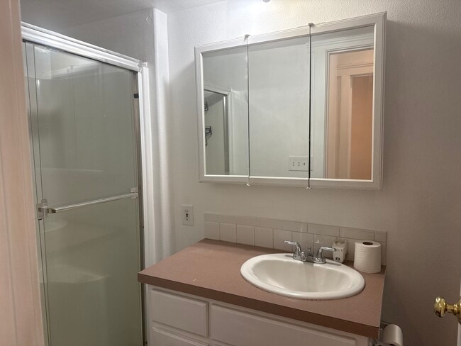 Photo - 1017 5th St