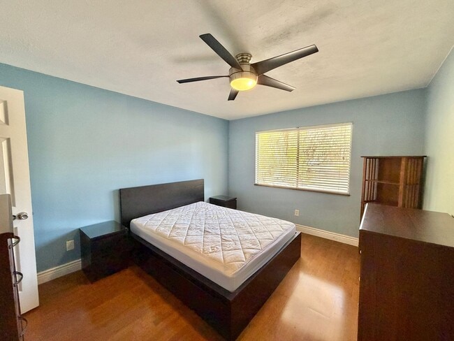 Photo - Charming 1/1 in Tumblin Creek - 3 miles from UF!