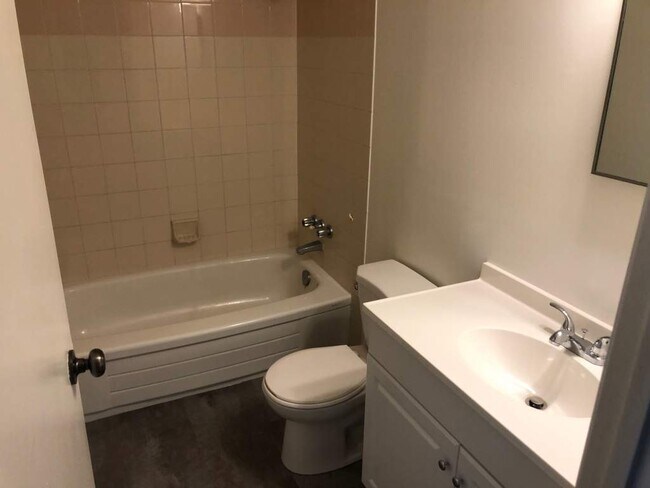 Photo - York Dale Apartments