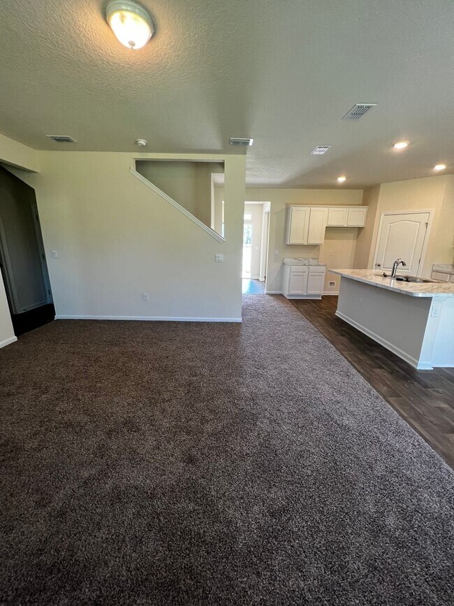 Photo - Large 5/3 Home in Morgan's Cove!