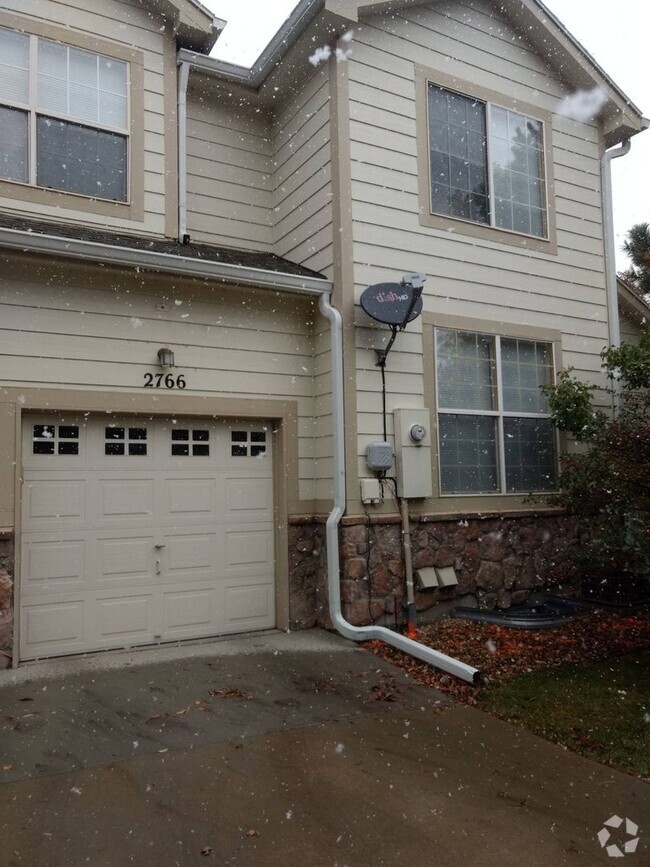 Building Photo - Beautiful 2B Condo in Lafayette's Autumn R...