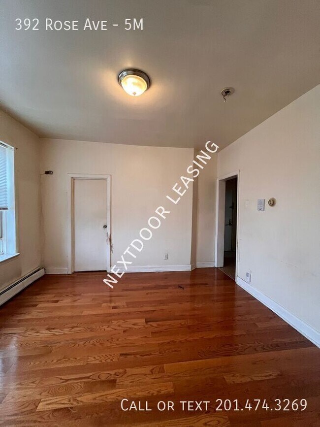 Photo - 392 Rose Ave Unit 5M