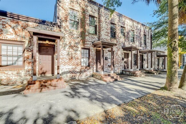 Photo - 508 E Liberty