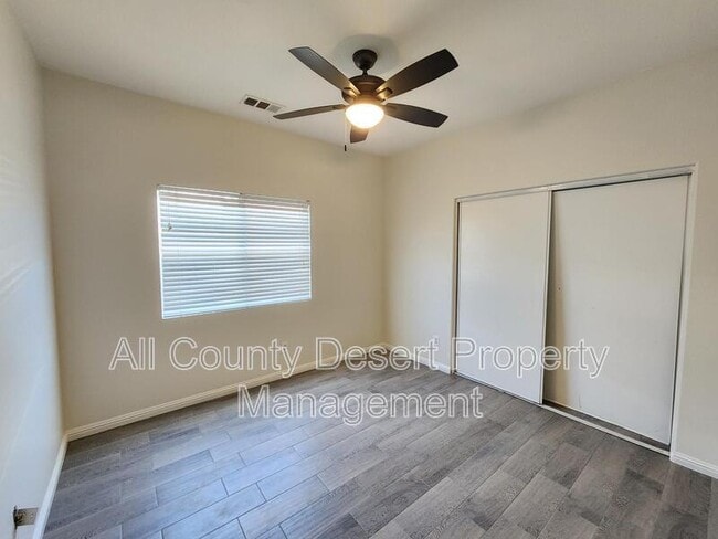 Photo - 41213 Mackenzie Lane