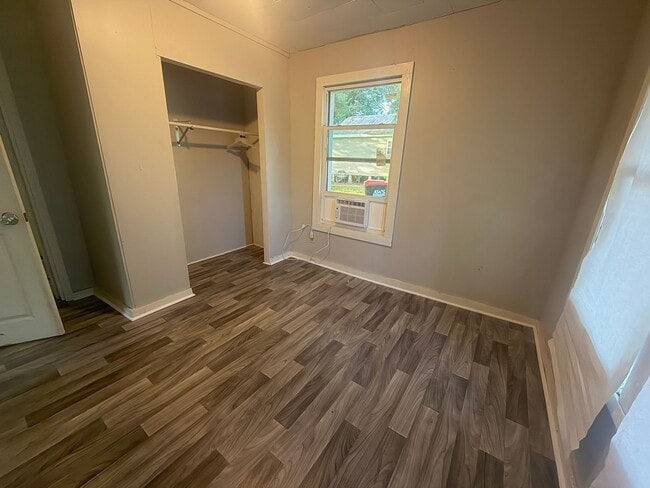 Photo - 1806 12th St