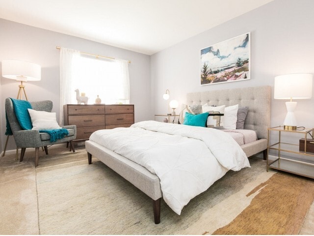 Crofton Village Apartments