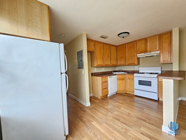 Photo - AMAZING DEAL on 1 Bed | 1 Bath Apartment at the Casabella Apartments in Clearwater *MOVE-IN SPECIAL* Unit EVERGREEN#117-201