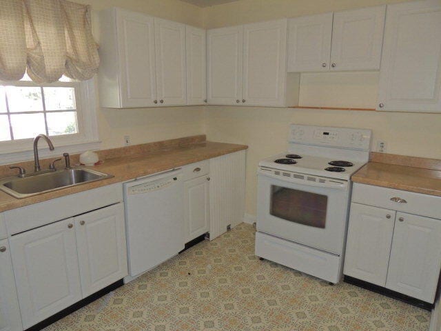 Photo - 1010 Evans Rd