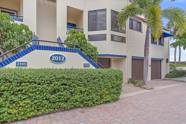 Building Photo - 2012 Harbourside Dr Unit 2102 Rental