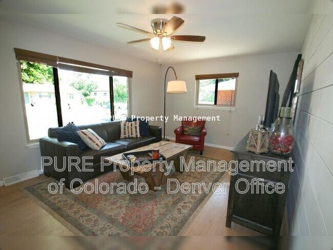 Photo - 2255 S Clermont St