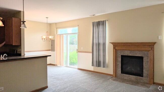 Building Photo - 5014 Montauk Dr Rental