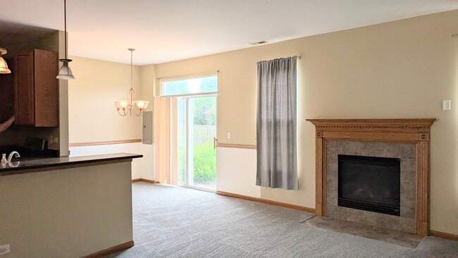 Building Photo - 5014 Montauk Dr Rental