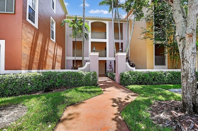 Photo - 11740 St Andrews Place Unidad 206