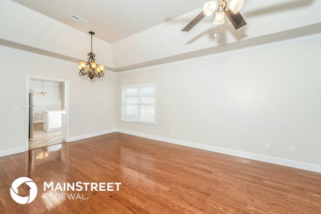 Photo - 180 Steeplechase Ct