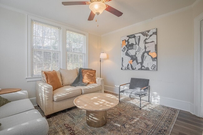 Building Photo - 840 Bobbin Mill Rd Unit ID1247977P Rental