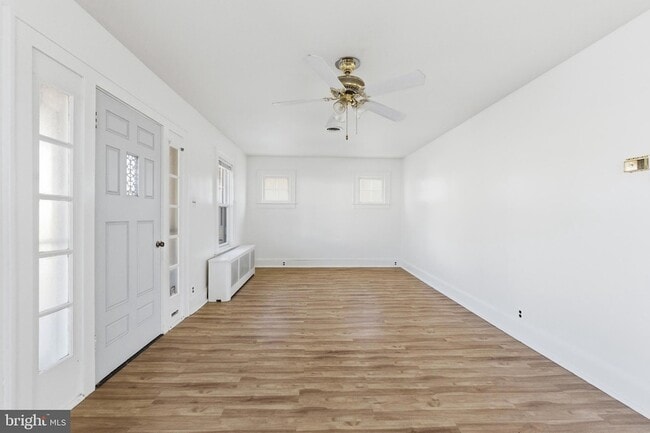 Photo - 140 Maddock Ave