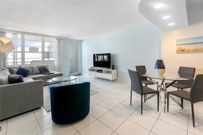 Photo - 100 Lincoln Rd Unit 1043