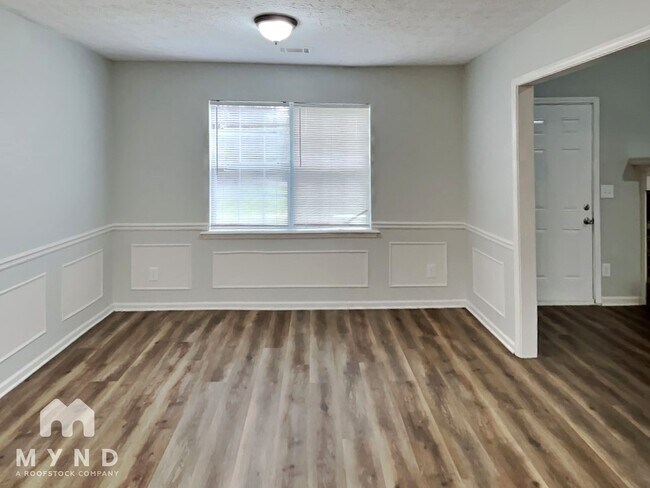 Photo - 135 Windward Dr