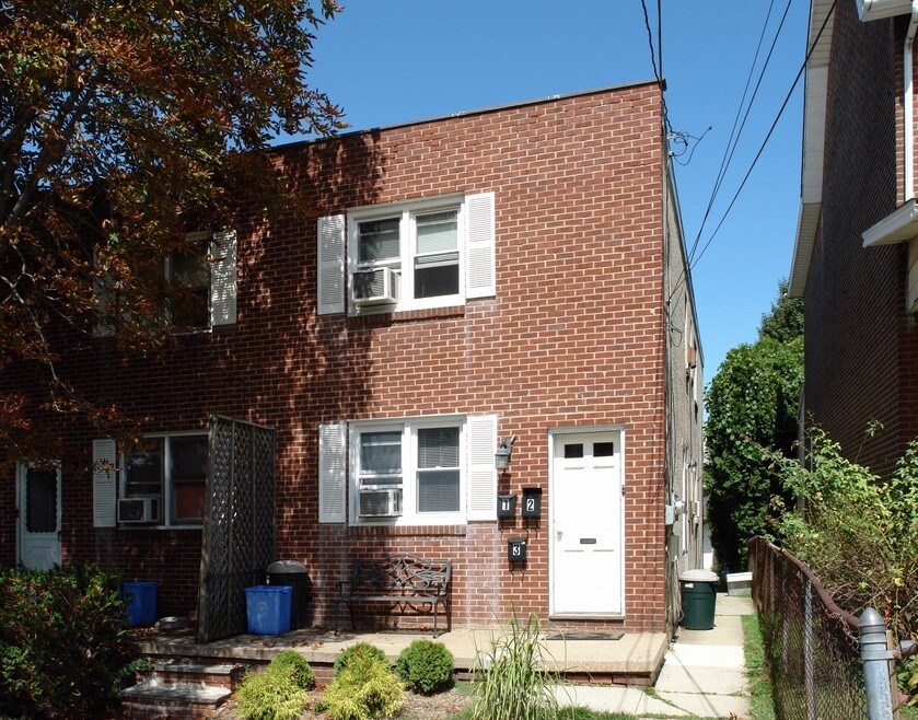 Adin Randall House Apartments - Adin Randall House Apartments