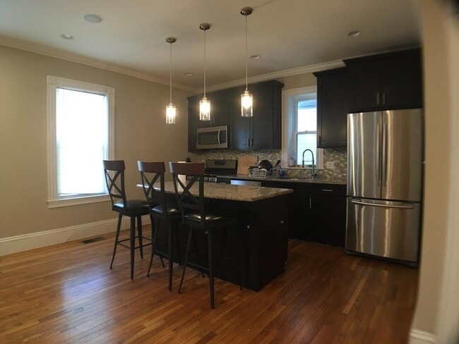 Building Photo - 34 Whiting St Unit 1