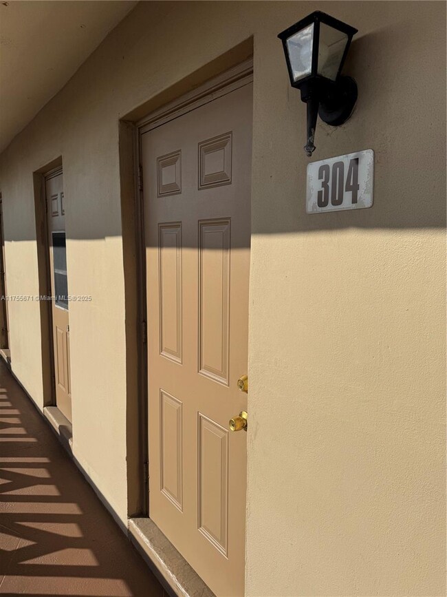 Photo - 5001 W Oakland Park Blvd Unit 304