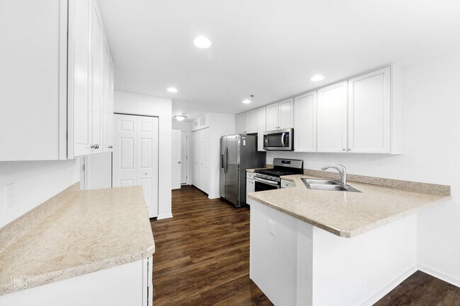 Photo - 7109 Hidden Green Cir