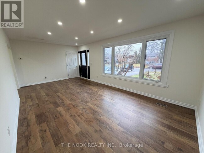 Photo - 860 Florell Dr