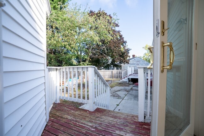 Photo - 843 Highland Ave