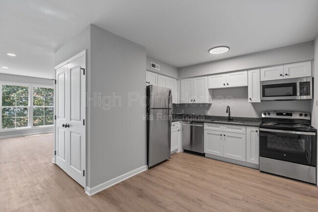 Photo - 400 Gallery Ln Unidad A3