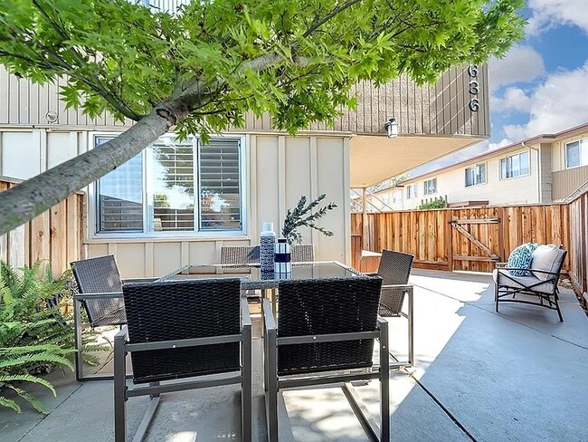 Photo - 1636 Marina Ct Unidad G