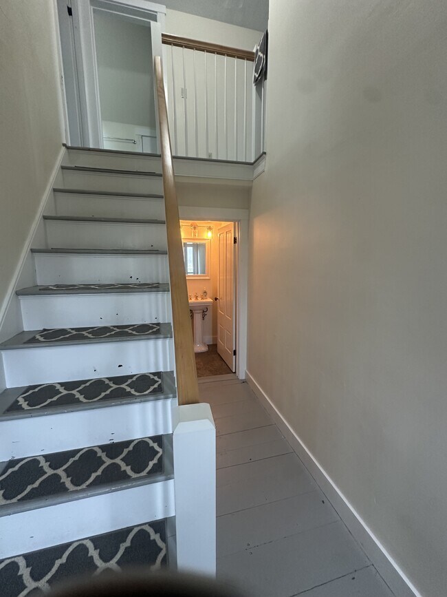 Photo - 799 River Rd