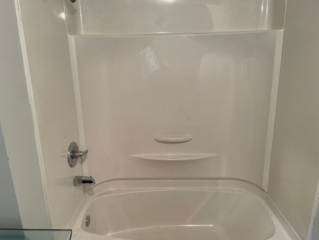 Photo - 18 Elizabeth St Unit B