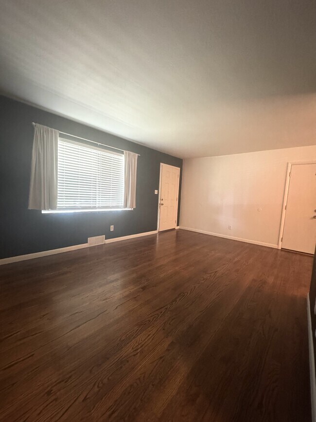 Photo - 3901 NW 56th St