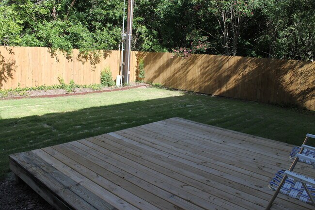 Photo - Millwood Home For Rent In Austin, 12606 Ol...