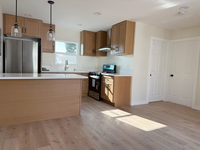 Photo - 11405 Lindale St