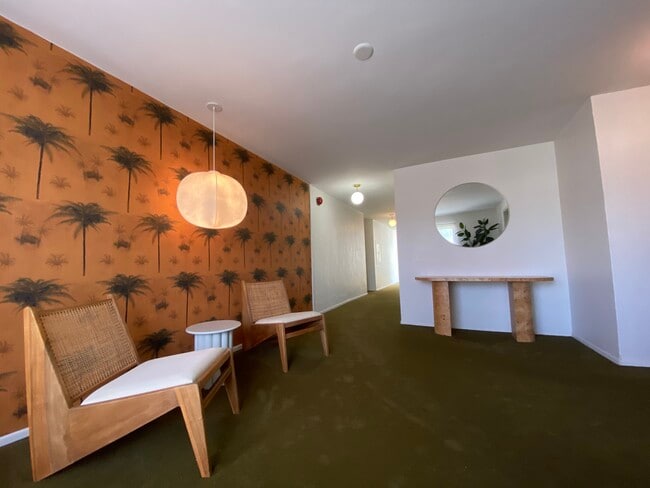 3 rd floor Foyer - New Hampshire Luxurious Apts