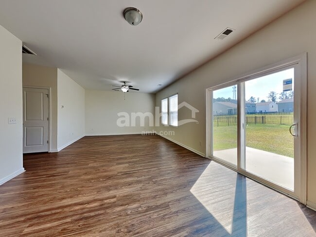 Photo - 143 Orion Way