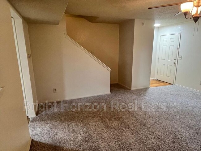 Photo - 1408 Arvel Cir Unit B