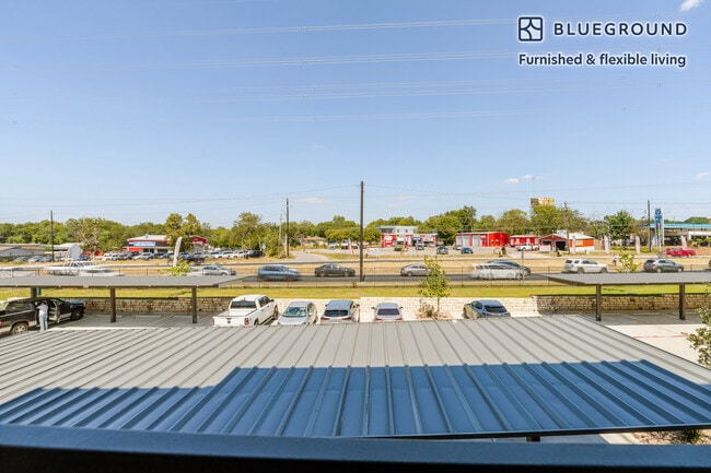 Photo - 1501 W Howard Ln Unit FL2-ID357