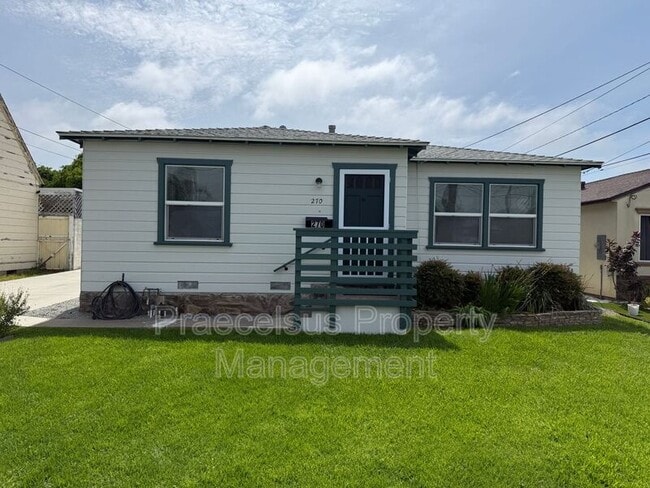 Building Photo - 270 Whitney St