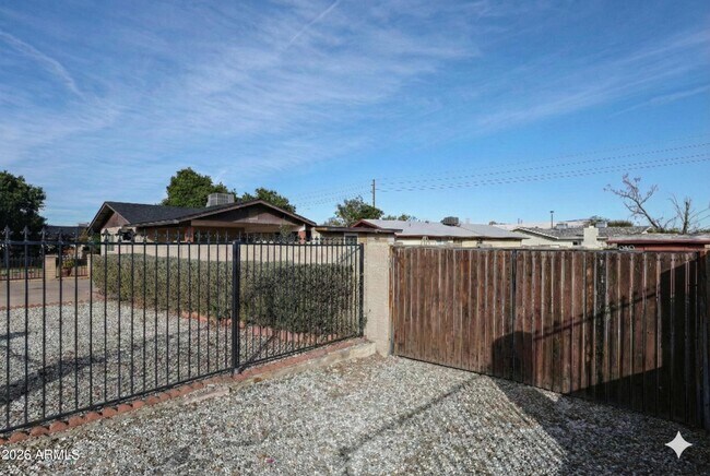 Photo - 93 S 95th St