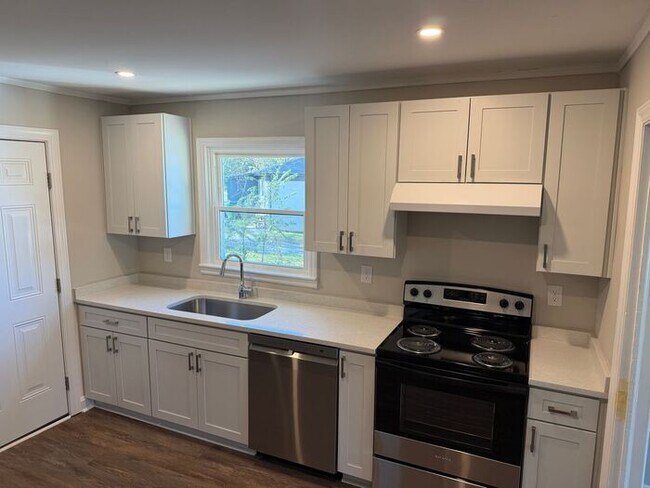 Photo - Gorgeous Renovated 3 Bedroom Brick Ranch